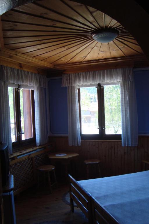 Guest House Astra Koprivsjtitsa Rum bild