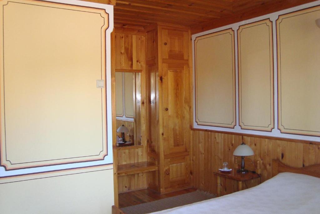 Guest House Astra Koprivsjtitsa Rum bild